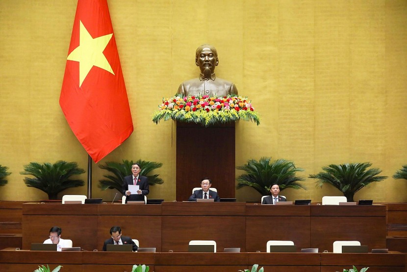 Phó Chủ tịch Quốc hội Nguyễn Đức Hải điều hành nội dung biểu quyết thông qua Luật Hợp tác xã (sửa đổi)