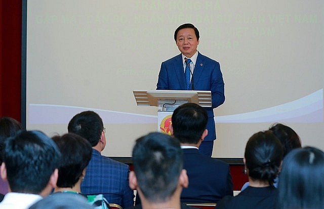 Phó Thủ tướng Trần Hồng Hà: Năng lượng tái tạo là chìa khoá giúp những nước đi sau như Việt Nam có thể tăng tốc rất nhanh, thực sự phát triển nhanh, bền vững - Ảnh: VGP/Minh Khôi