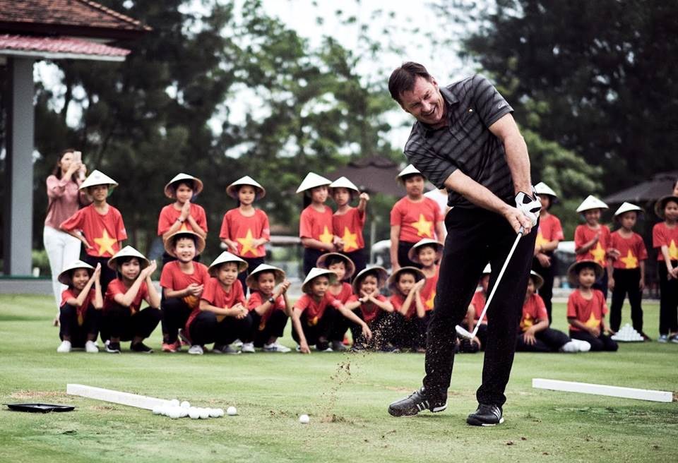 Những huyền thoại châu Âu đánh giá miền Trung là trung tâm du lịch golf