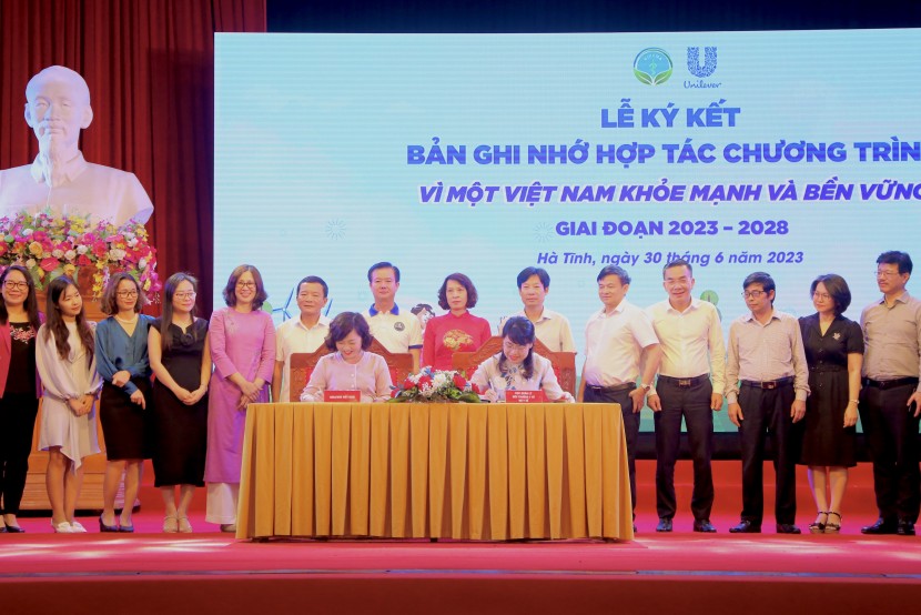 Cục Quản lý môi trường (Bộ Y tế) và Unilever Việt Nam ký kết Bản ghi nhớ hợp tác Chương trình Vì một Việt Nam khỏe mạnh và bền vững giai đoạn 2023-2028.