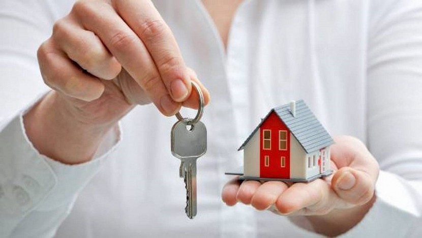Các chuyên gia cho rằng, khi mua bán nhà đất điều quan trọng nhất là hướng nhà, phong thủy các cửa ngõ trong nhà chứ không phải là mua tháng nào.
