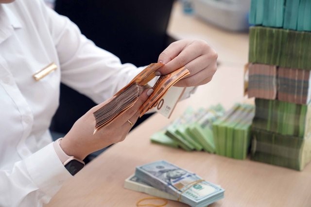 Mức lãi suất giảm so với năm 2022 là tín hiệu tích cực khơi thông dòng vốn bất động sản