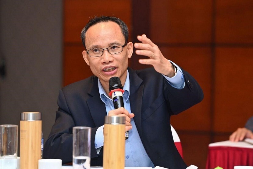 TS. Cấn Văn Lực, Chuyên gia kinh tế, Thành viên Hội đồng Tư vấn Chính sách Tài chính - Tiền tệ Quốc gia.