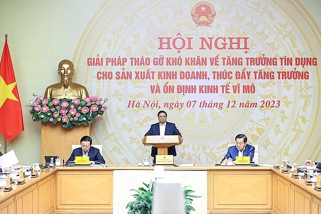 Thủ tướng Phạm Minh Chính chỉ đạo hàng loạt giải pháp quyết liệt, đồng bộ, trong đó có nhiều giải pháp mới để tháo gỡ khó khăn về tăng trưởng tín dụng - Ảnh: VGP/Nhật Bắc