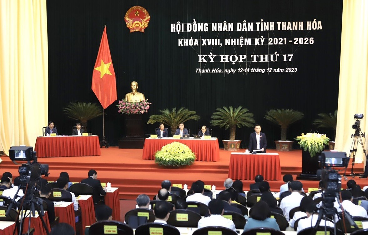 Ngày 14/12, Kỳ họp thứ 17, HĐND tỉnh Thanh Hoá khóa XVIII tiếp tục ngày làm việc thứ 3