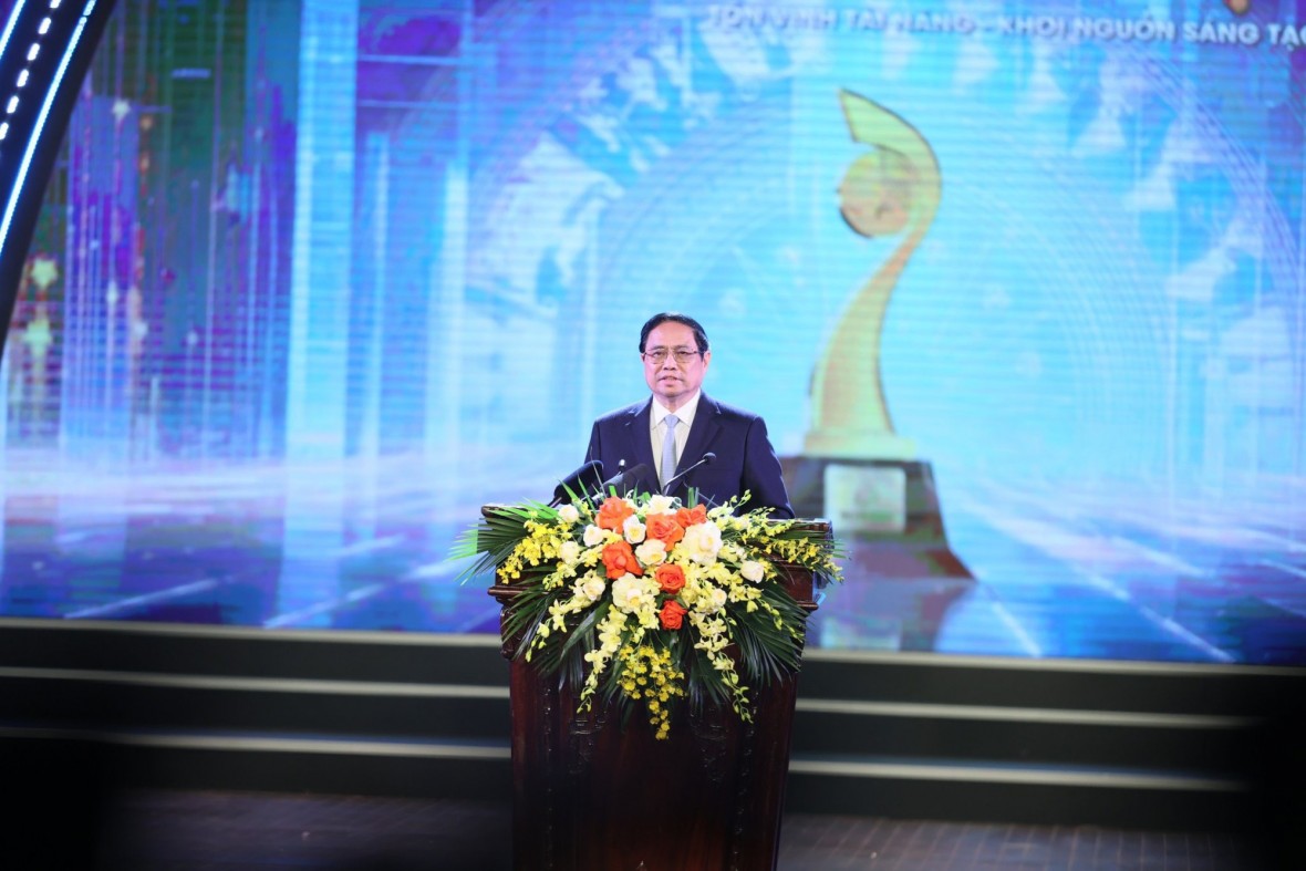 Chủ tướng Phạm Minh Chính nhân mạnh Giải thưởng Nhân tài Đất Việt đã góp phần khẳng định với khu vực, thế giới về trí tuệ Việt, sản phẩm Việt, thương hiệu Việt và tiềm năng Việt.
