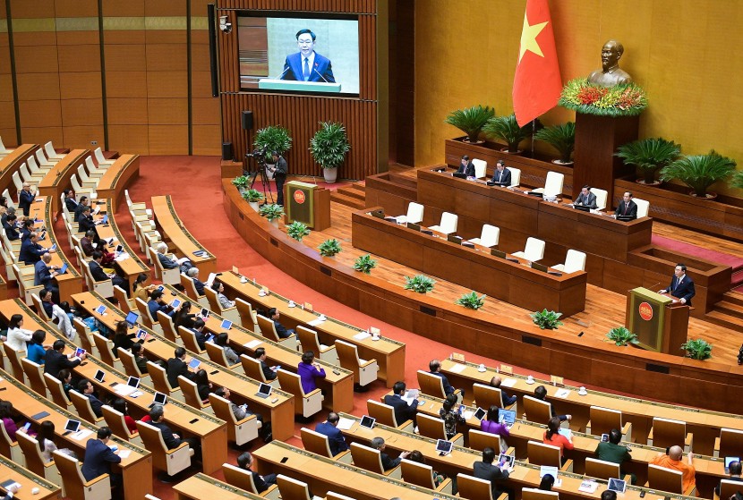 Quốc hội đã chính thức thông qua dự thảo Nghị quyết về việc sử dụng dự phòng chung, dự phòng nguồn ngân sách trung ương của Kế hoạch đầu tư công trung hạn giai đoạn 2021-2025 cho các Bộ, cơ quan trung ương, địa phương và Tập đoàn Điện lực Việt Nam (EVN).