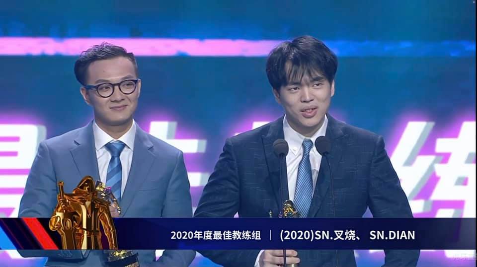 SofM giành danh hiệu Ngoại binh xuất sắc nhất LPL 2020, cộng đồng game Việt nức nở tự hào - Ảnh 6.