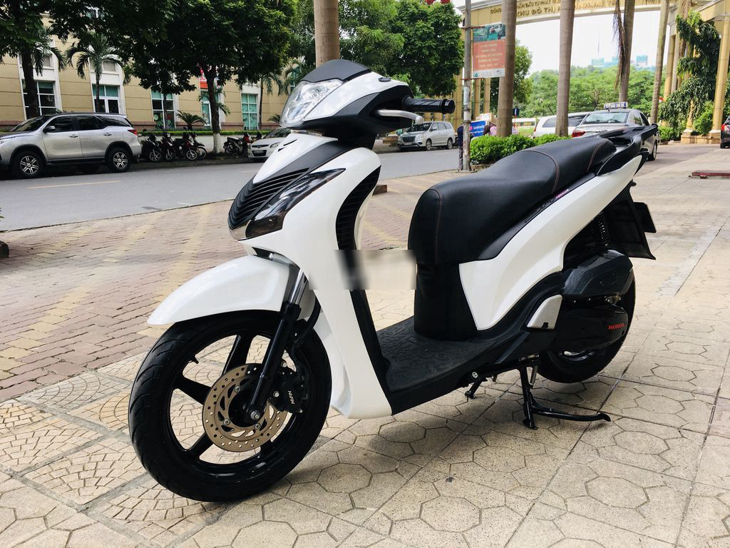 Honda SH 150i bán giá 30 triệu khiến dân tình “nháo nhào” - Ảnh 2.
