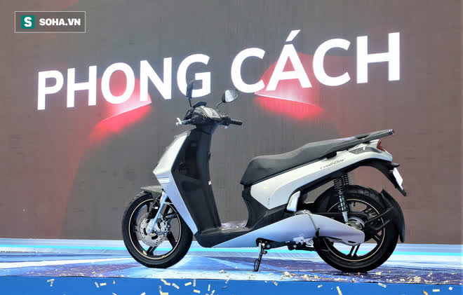 Ảnh hot xe máy điện Vinfast Theon: cùng kích cỡ Honda SH, tốc độ tối đa 90km/h - Ảnh 4.