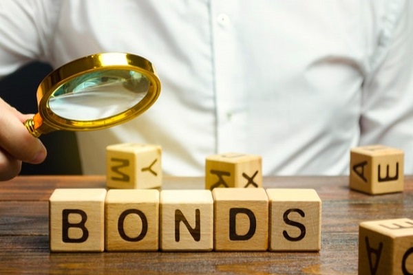 Trái phiếu chiết khấu (Discount Bond) là một loại trái phiếu được phát hành với giá trị thực tế thấp hơn mệnh giá của nó.