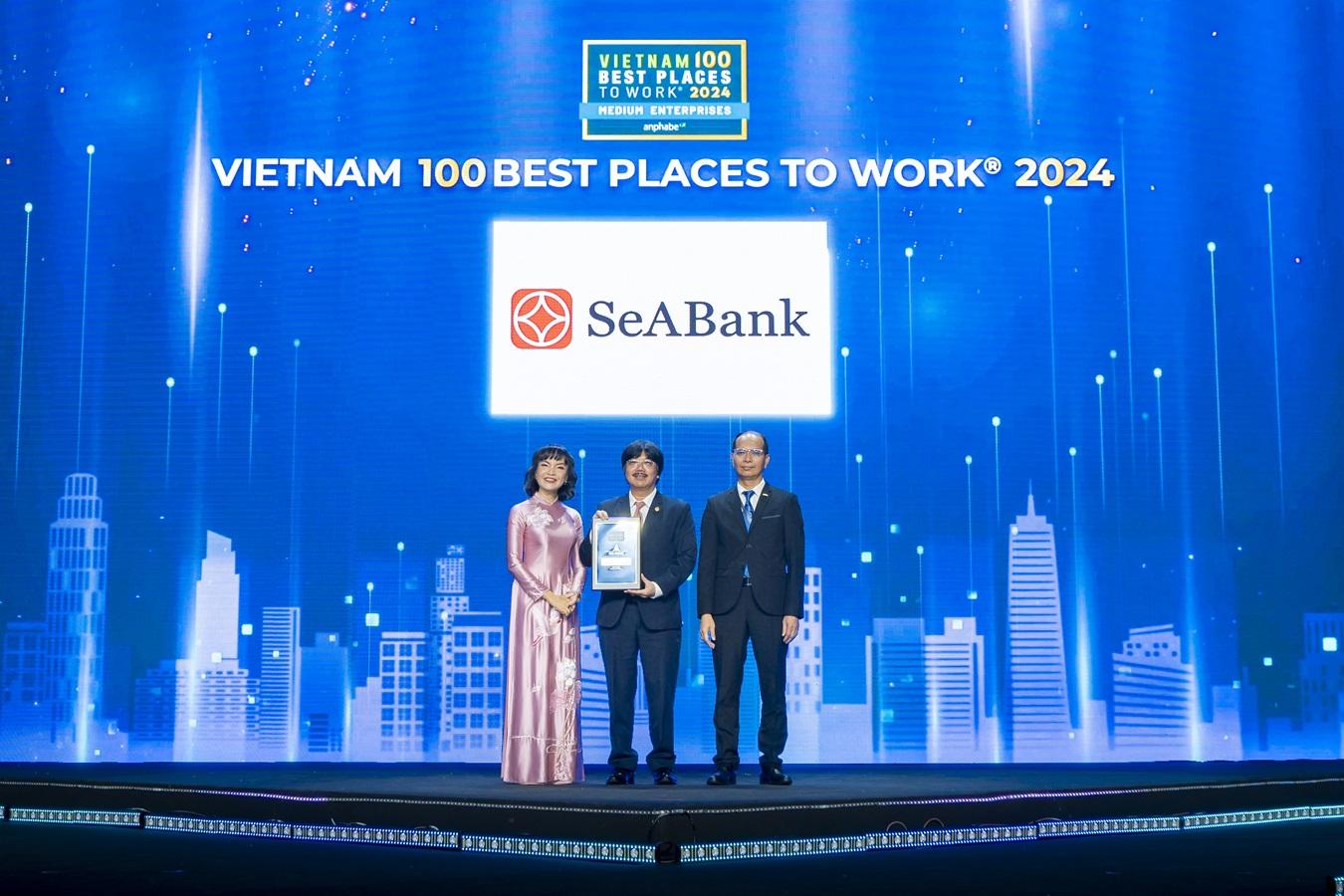 Ngân hàng TMCP Đông Nam Á (SeABank) vinh dự được vinh danh nơi làm việc tốt nhất Việt Nam 2024.