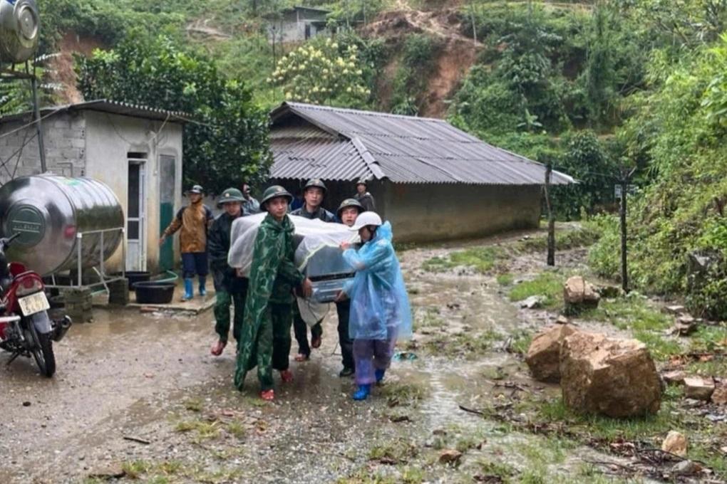 Để chủ động ứng phó với bão Yagi, các huyện trên địa bàn tỉnh Thanh Hoá đã tổ chức sơ tán dân sinh sống tại các khu vực có nguy cơ xảy ra lũ quét, sạt lở đất, vùng trũng đến nơi an toàn.