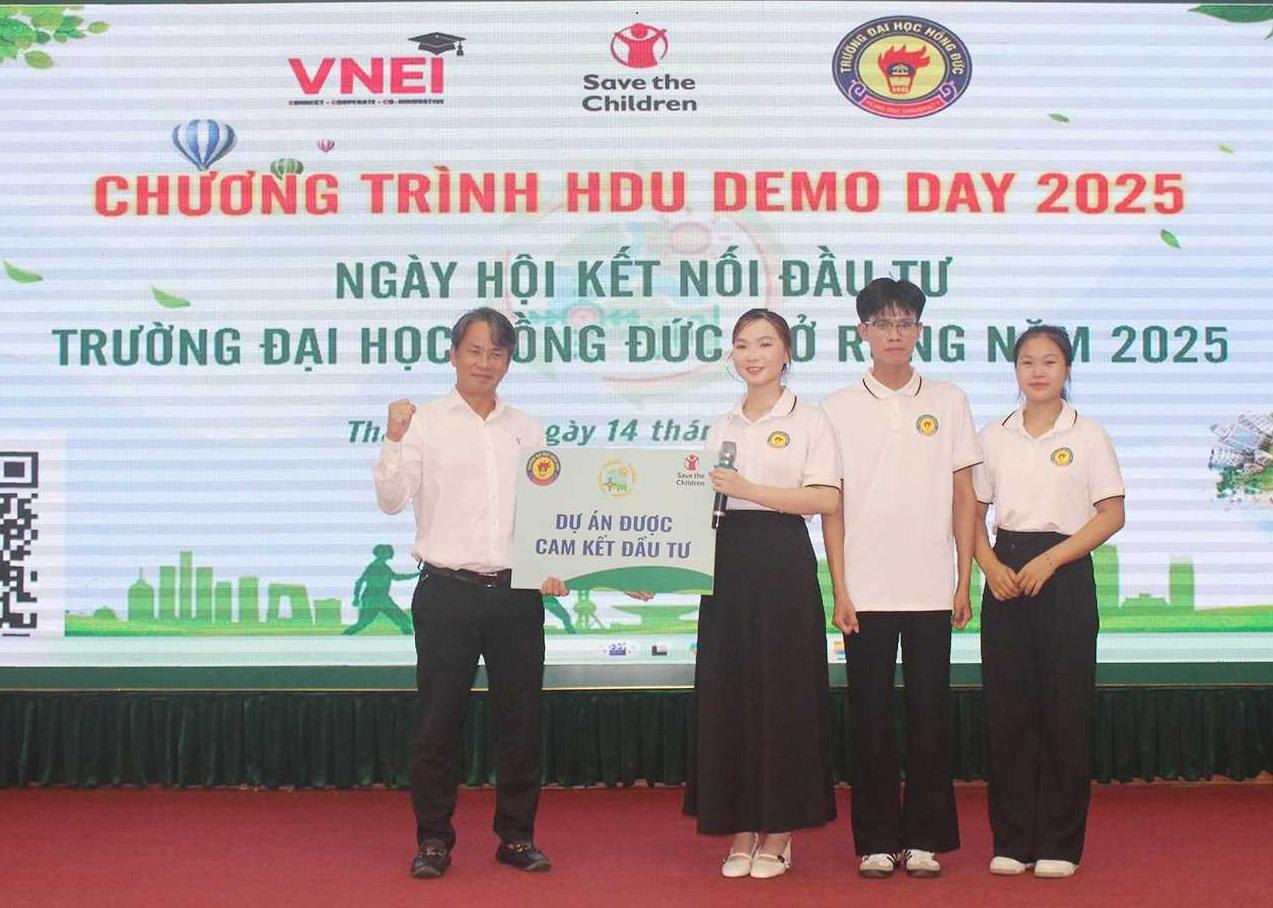 Dự án được nhà đầu tư cam kết đầu tư tại chương trình. Dự án được nhà đầu tư cam kết đầu tư tại chương trình.