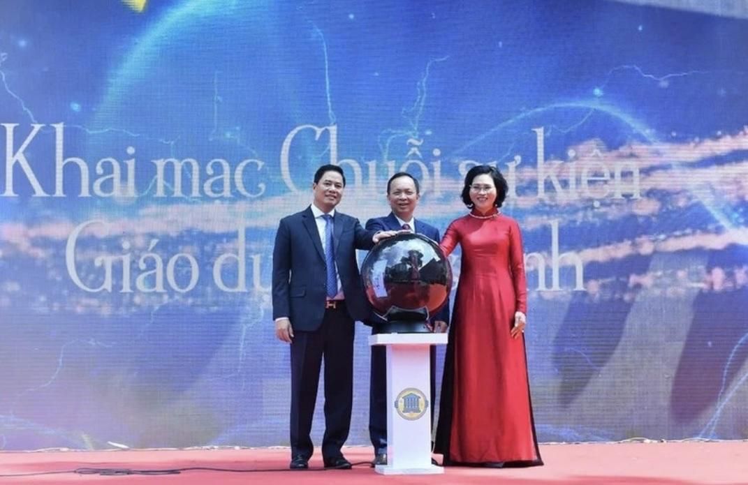 Khai mạc Chuỗi sự kiện giáo dục tài chính năm 2024.