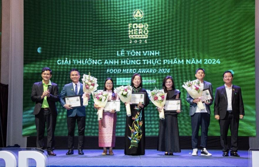 Các doanh nghiệp nhận giải thưởng Food Hero 2024.