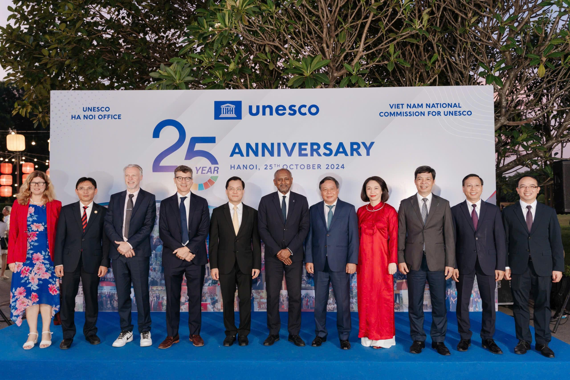 Các đại biểu tham dự Lễ kỷ niệm 25 năm quan hệ đối tác giữa Việt Nam và UNESCO.