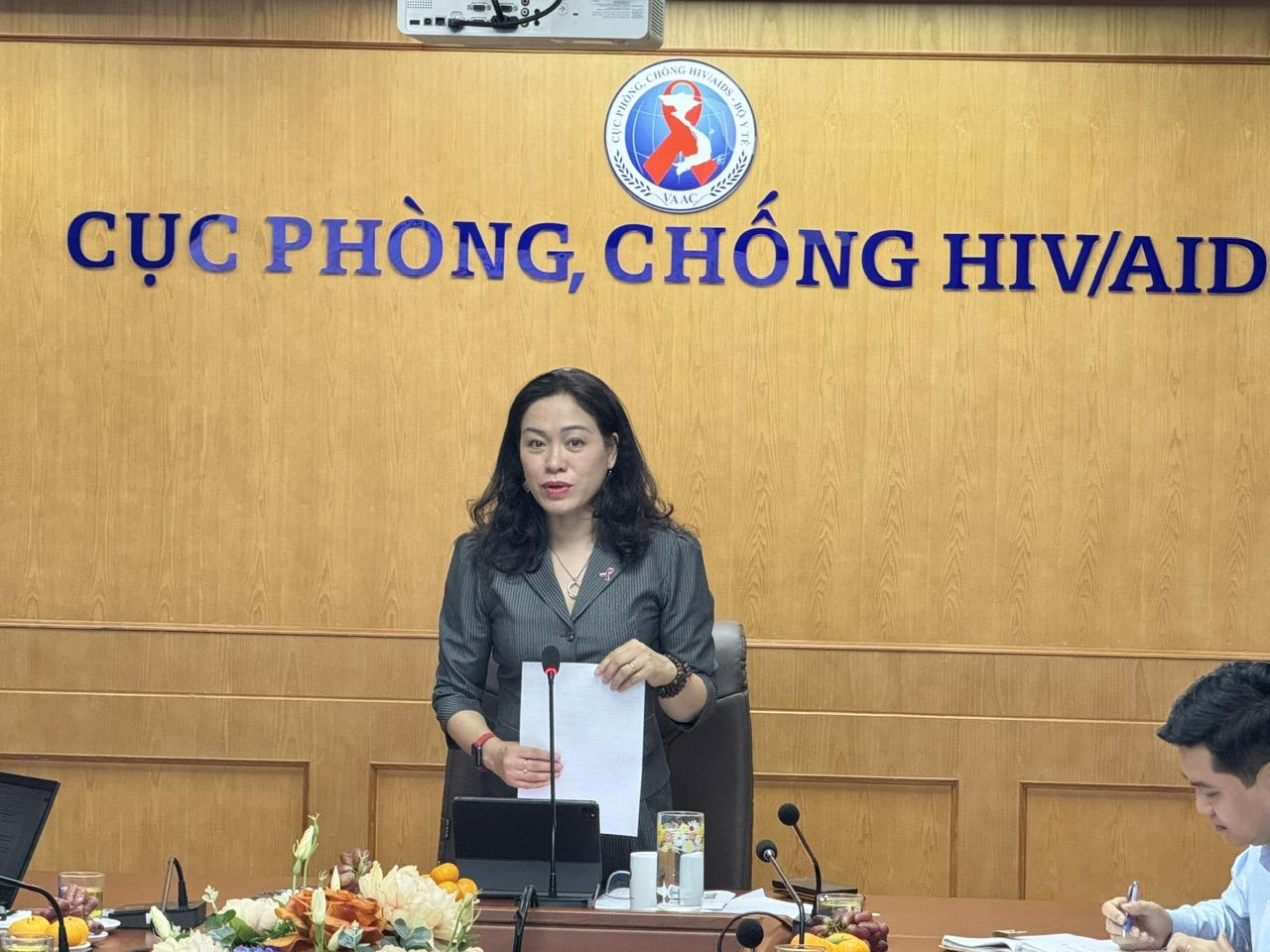 PGS.TS Phan Thị Thu Hương - Cục trưởng Cục phòng, chống HIV/AIDS, Bộ Y tế phát biểu tại chương trình.