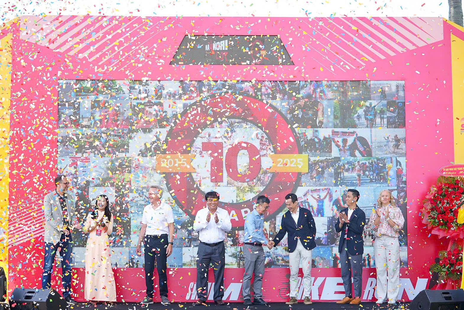 Khai mạc Sự kiện đa môn IRONMAN 70.3 lớn nhất Đông Nam Á. Khai mạc Sự kiện đa môn IRONMAN 70.3 lớn nhất Đông Nam Á.