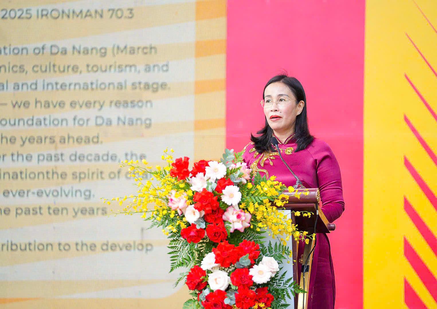Bà Nguyễn Thị Anh Thi - Phó Chủ tịch UBND TP. Đà Nẵng phát biểu tại Lễ khai mạc. Bà Nguyễn Thị Anh Thi - Phó Chủ tịch UBND TP. Đà Nẵng phát biểu tại Lễ khai mạc.
