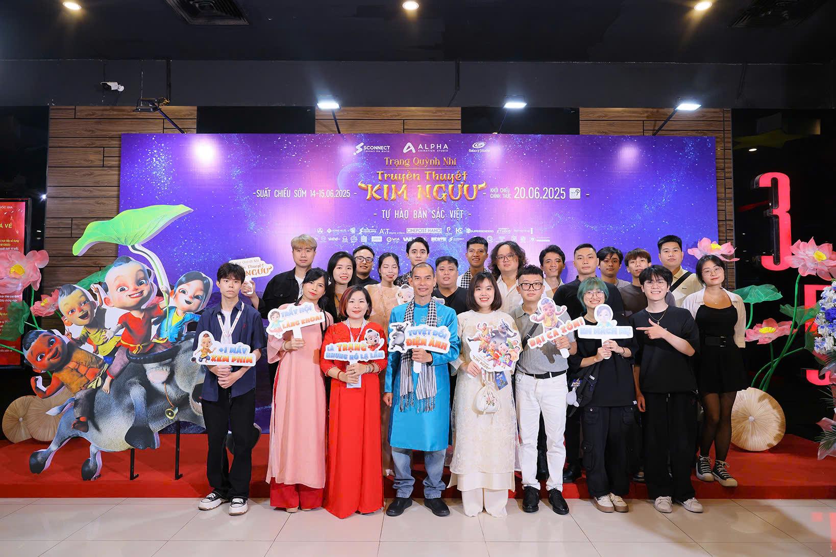 Buổi ra mắt bộ phim hoạt hình 3D điện ảnh “Trạng Quỳnh nhí: Truyền thuyết Kim Ngưu” tại Hà Nội. Buổi ra mắt bộ phim hoạt hình 3D điện ảnh “Trạng Quỳnh nhí: Truyền thuyết Kim Ngưu” tại Hà Nội.