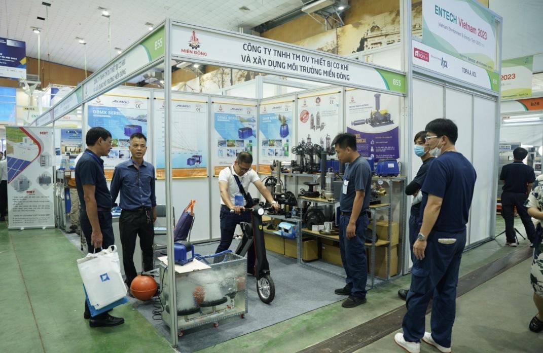 Một trong số các gian hàng tại ENTECH HANOI 2024. Một trong số các gian hàng tại ENTECH HANOI 2024.