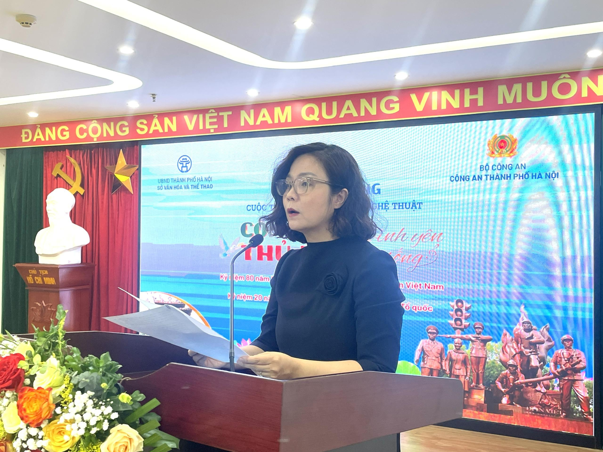 Bà Lê Thị Ánh Mai - Phó Giám đốc Sở Văn hóa và Thể thao Hà Nội. Bà Lê Thị Ánh Mai - Phó Giám đốc Sở Văn hóa và Thể thao Hà Nội.