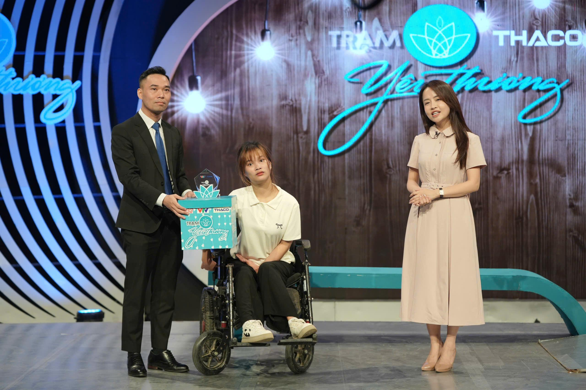 Trạm yêu thương: Cô gái bại não và hành trình lan tỏa yêu thương - ảnh 2 Trạm yêu thương: Cô gái bại não và hành trình lan tỏa yêu thương - ảnh 2