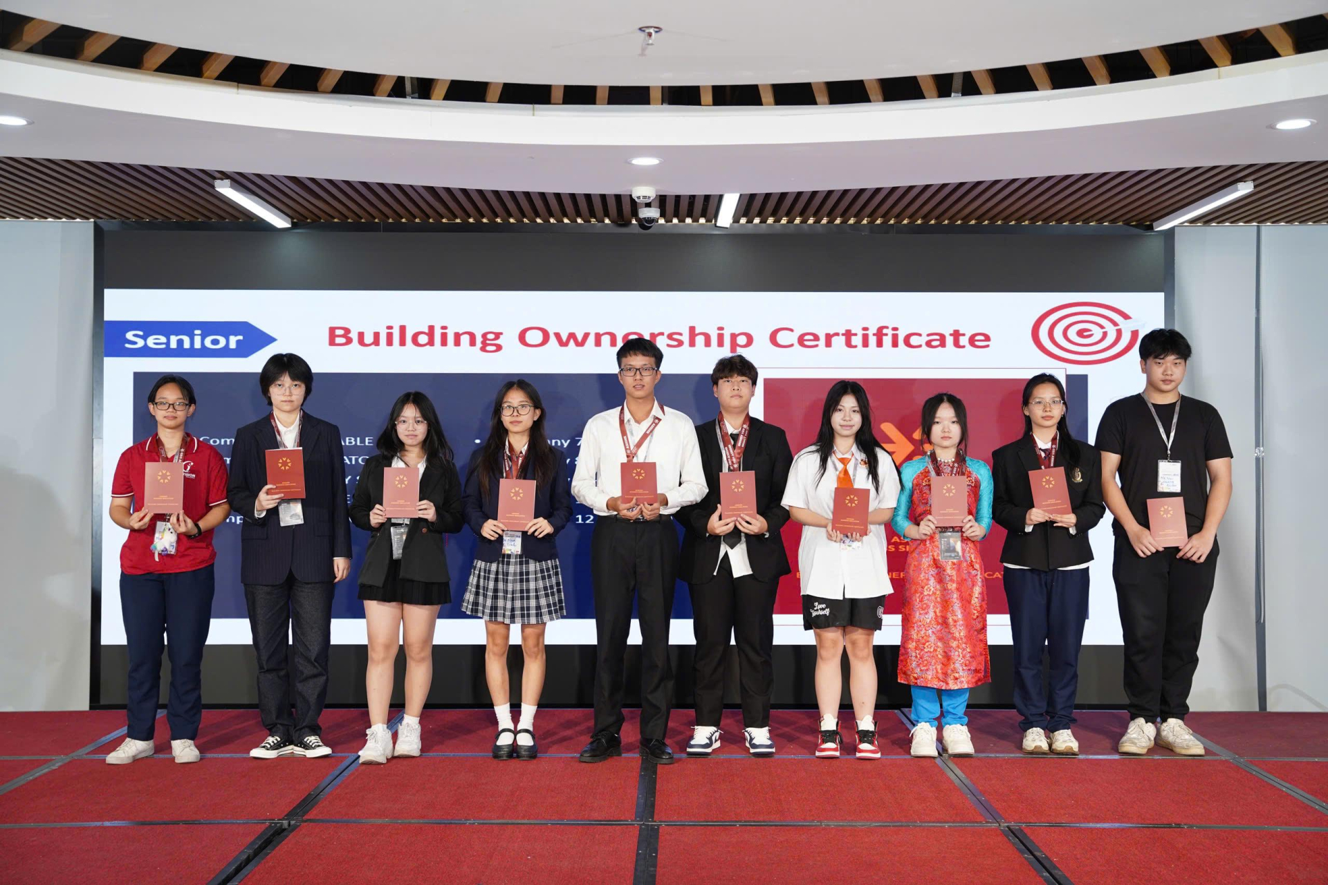 Cuộc thi Giả lập doanh nghiệp ABS 2025 vòng khu vực tại Việt Nam diễn ra trong 2 ngày 5-6/7 tại Trường Phổ thông Liên cấp Phenikaa (Hà Nội). Cuộc thi Giả lập doanh nghiệp ABS 2025 vòng khu vực tại Việt Nam diễn ra trong 2 ngày 5-6/7 tại Trường Phổ thông Liên cấp Phenikaa (Hà Nội).
