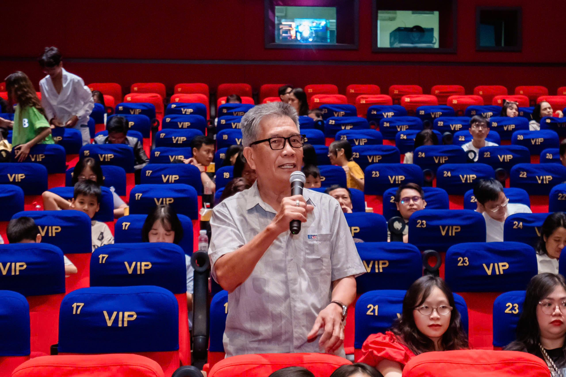 NSND Phạm Minh Trí.