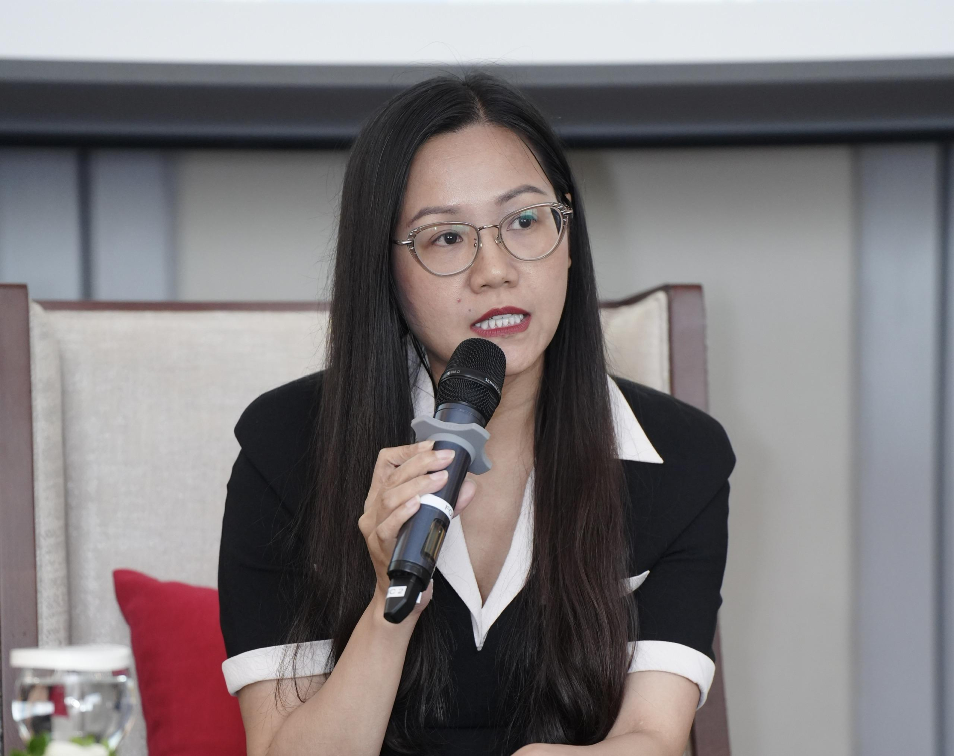 Bà Trần Hải Vân - Phó Cục trưởng Cục Hợp tác quốc tế, Bộ Văn hóa, Thể thao và Du lịch. Bà Trần Hải Vân - Phó Cục trưởng Cục Hợp tác quốc tế, Bộ Văn hóa, Thể thao và Du lịch.