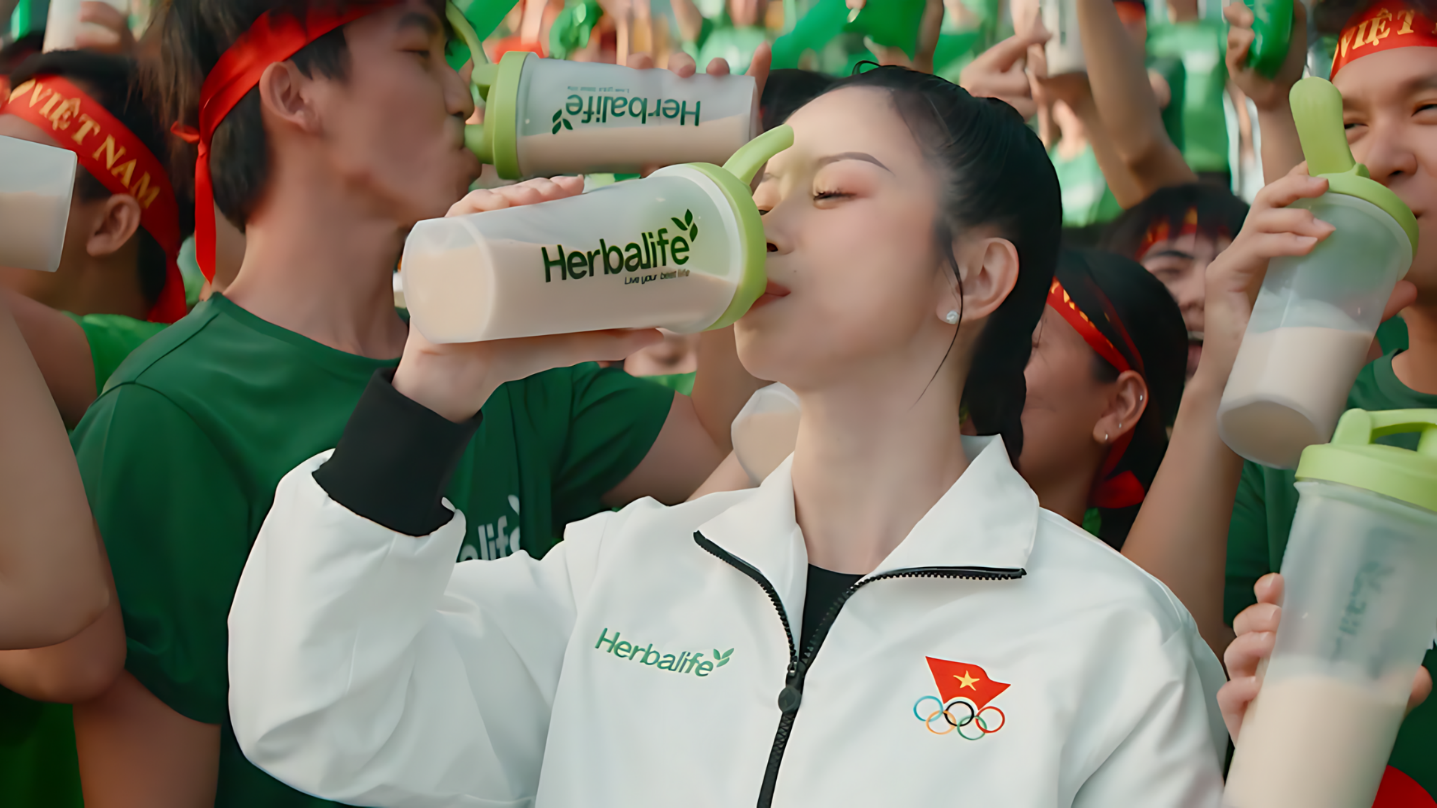 Ảnh: VĐV Taekwondo Châu Tuyết Vân sử dụng sản phẩm dinh dưỡng Herbalife