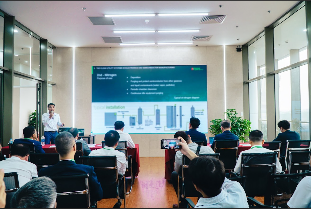 Ông Nguyễn Minh Hải, Phó Tổng Giám đốc INTECH Group phát biểu tại hội thảo