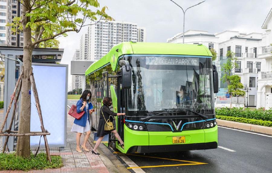 Hà Nội nâng cao các biện pháp hạn chế ô nhiễm, đẩy mạnh phát triển giao thông xanh - ảnh 1 Hà Nội nâng cao các biện pháp hạn chế ô nhiễm, đẩy mạnh phát triển giao thông xanh - ảnh 1