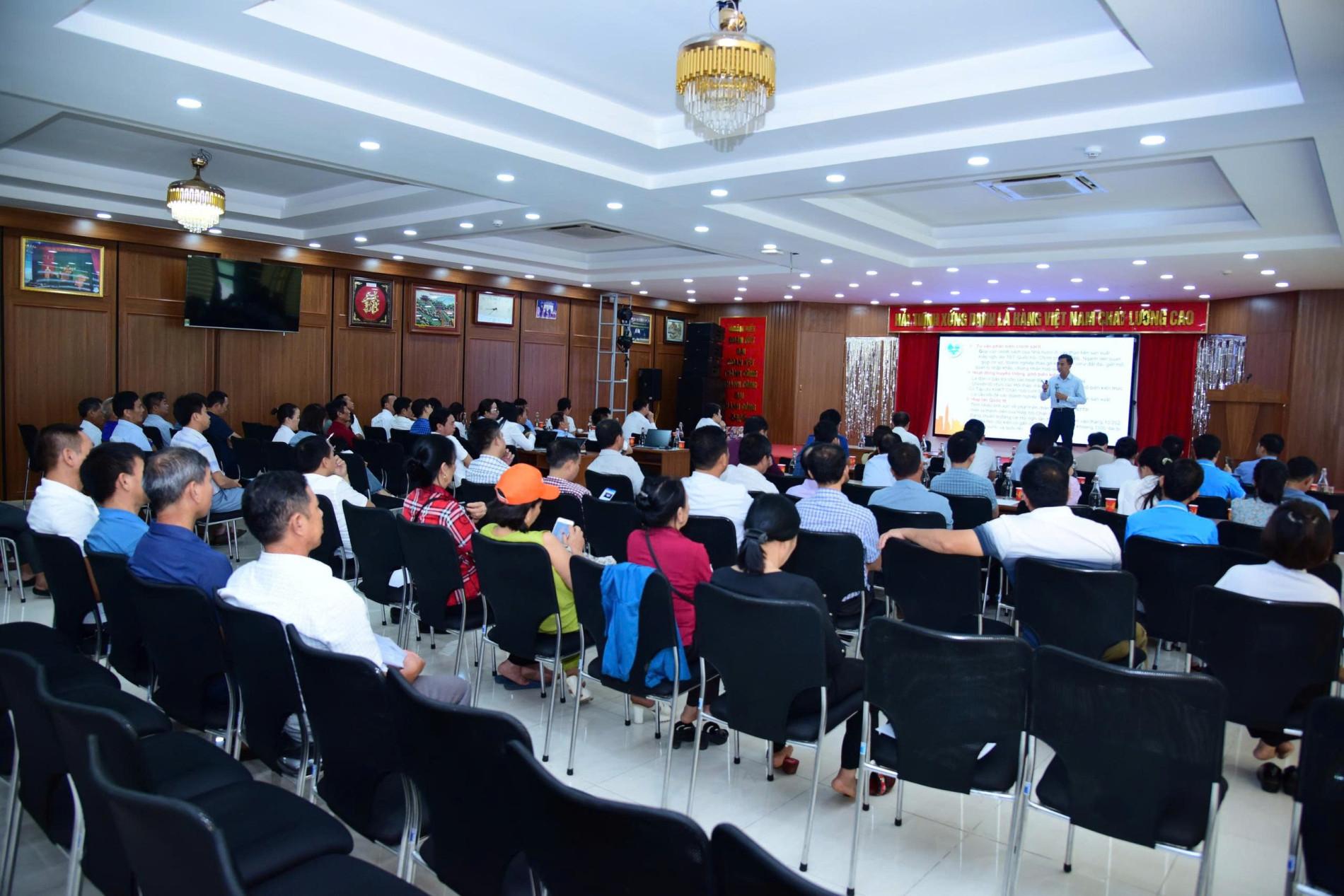 Quang cảnh hội thảo Quang cảnh hội thảo