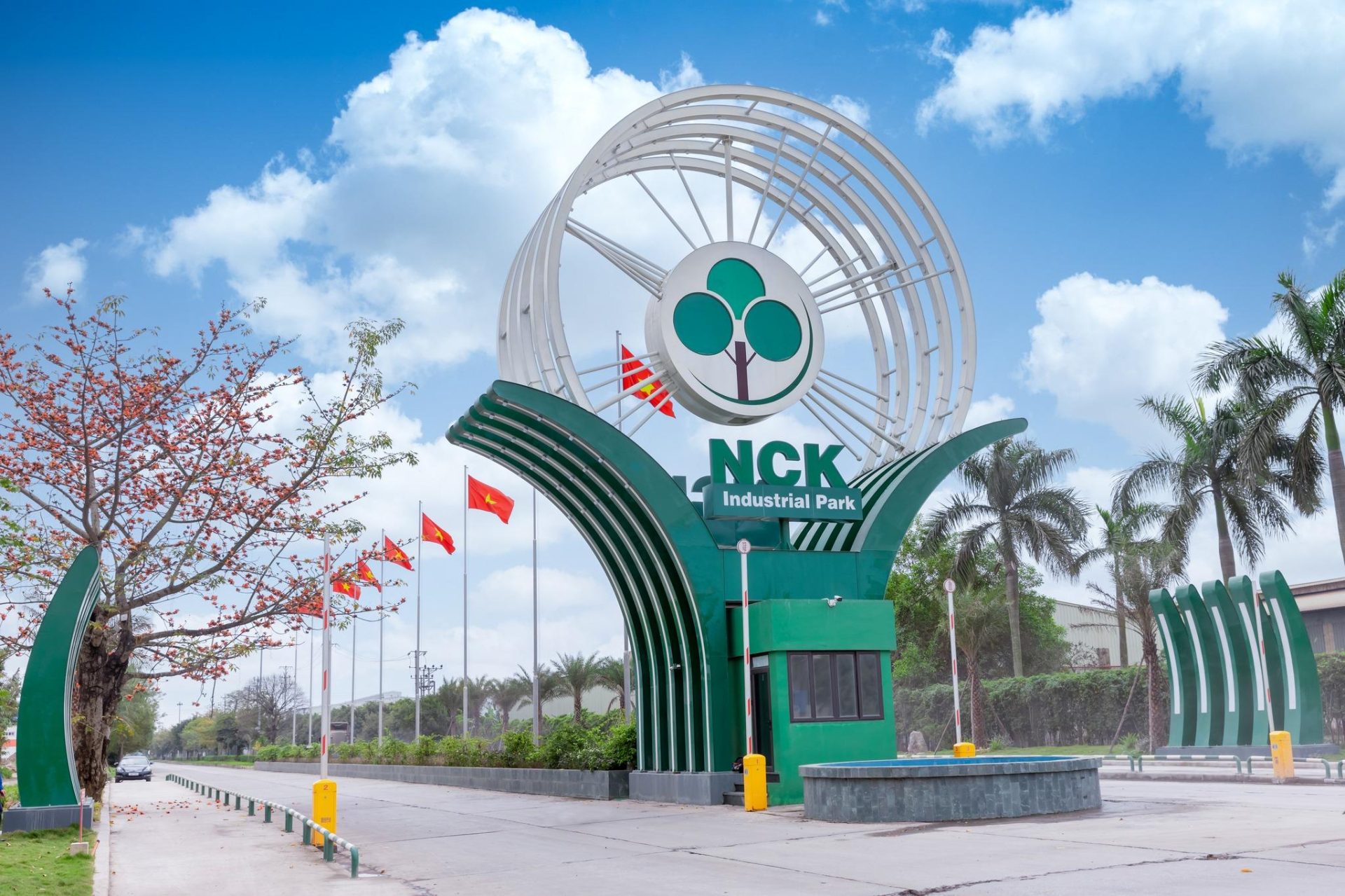 Khu công nghiệp sinh thái Nam Cầu Kiền, hình mẫu cho phát triển các khu công nghiệp xanh tại Việt Nam. (Ảnh: Nam Cầu Kiền) Khu công nghiệp sinh thái Nam Cầu Kiền, hình mẫu cho phát triển các khu công nghiệp xanh tại Việt Nam. (Ảnh: Nam Cầu Kiền)