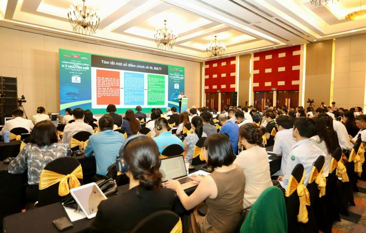 Diễn đàn thu hút sự tham gia đông đảo của các chuyên gia kinh tế, nhà khoa học cũng như các doanh nghiệp năng lượng Diễn đàn thu hút sự tham gia đông đảo của các chuyên gia kinh tế, nhà khoa học cũng như các doanh nghiệp năng lượng