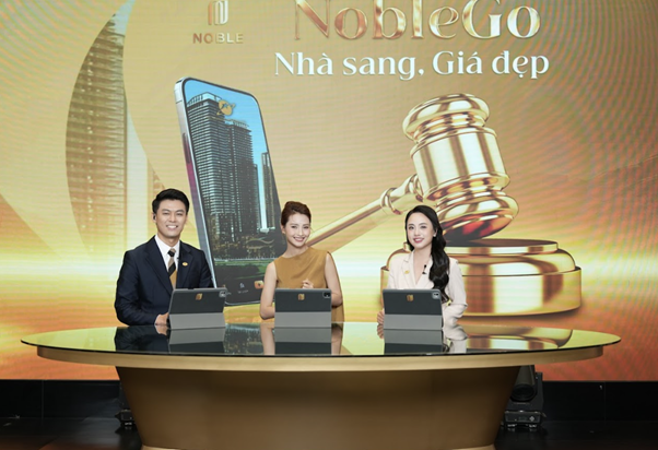 Thay vì đi theo quy luật “trả bao nhiêu, mua bấy nhiêu”, Sunshine Group tiếp tục tung ưu đãi “khủng” cho khách hàng tại phiên livestream số 20. Thay vì đi theo quy luật “trả bao nhiêu, mua bấy nhiêu”, Sunshine Group tiếp tục tung ưu đãi “khủng” cho khách hàng tại phiên livestream số 20.