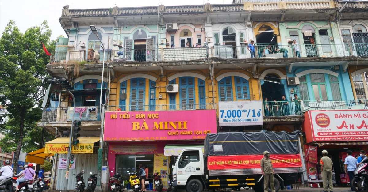 TP.HCM “lệnh” phá dỡ khẩn cấp chung cư số 440 Trần Hưng Đạo