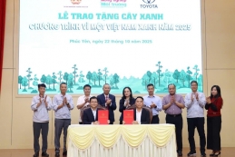 Chung tay “vì một Việt Nam xanh”   
