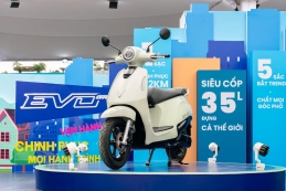 Xe xanh lên ngôi, VinFast Evo Grand Lite chiếm trọn cảm tình của học sinh và phụ huynh