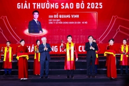 Doanh nhân Đỗ Quang Vinh được vinh danh trong TOP 10 Giải thưởng Sao Đỏ 2025