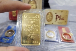 Giá vàng hôm nay 26/11: Vàng miếng SJC cách đỉnh cũ 1,7 triệu đồng/lượng