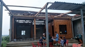 Mưa đá, gió lốc gây thiệt hại nặng nề tại Nghệ An, Hà Tĩnh