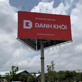 Danh Khôi nợ bảo hiểm gần 1 năm hàng tỷ đồng, tiền mặt còn vài trăm triệu