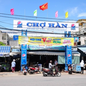 Đà Nẵng: Tổ chức livestream bán hàng cho các chợ truyền thống