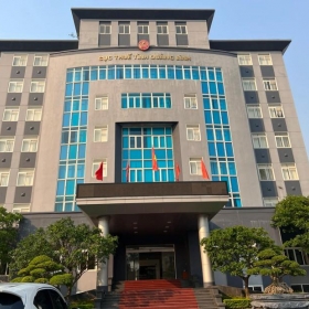 Hơn 50 doanh nhân ở Quảng Bình bị tạm hoãn xuất cảnh vì nợ thuế