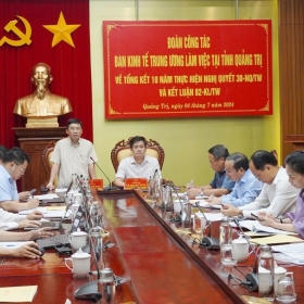 Đoàn công tác của Ban Kinh tế Trung ương làm việc tại Quảng Trị về sắp xếp, đổi mới các công ty nông, lâm nghiệp