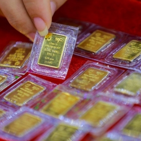 Giá vàng miếng đột ngột giảm mạnh hơn 3 triệu đồng
