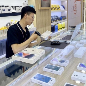Doanh thu của Apple tại Việt Nam đạt kỷ lục dù chưa mở một cửa hàng nào trong suốt 10 năm